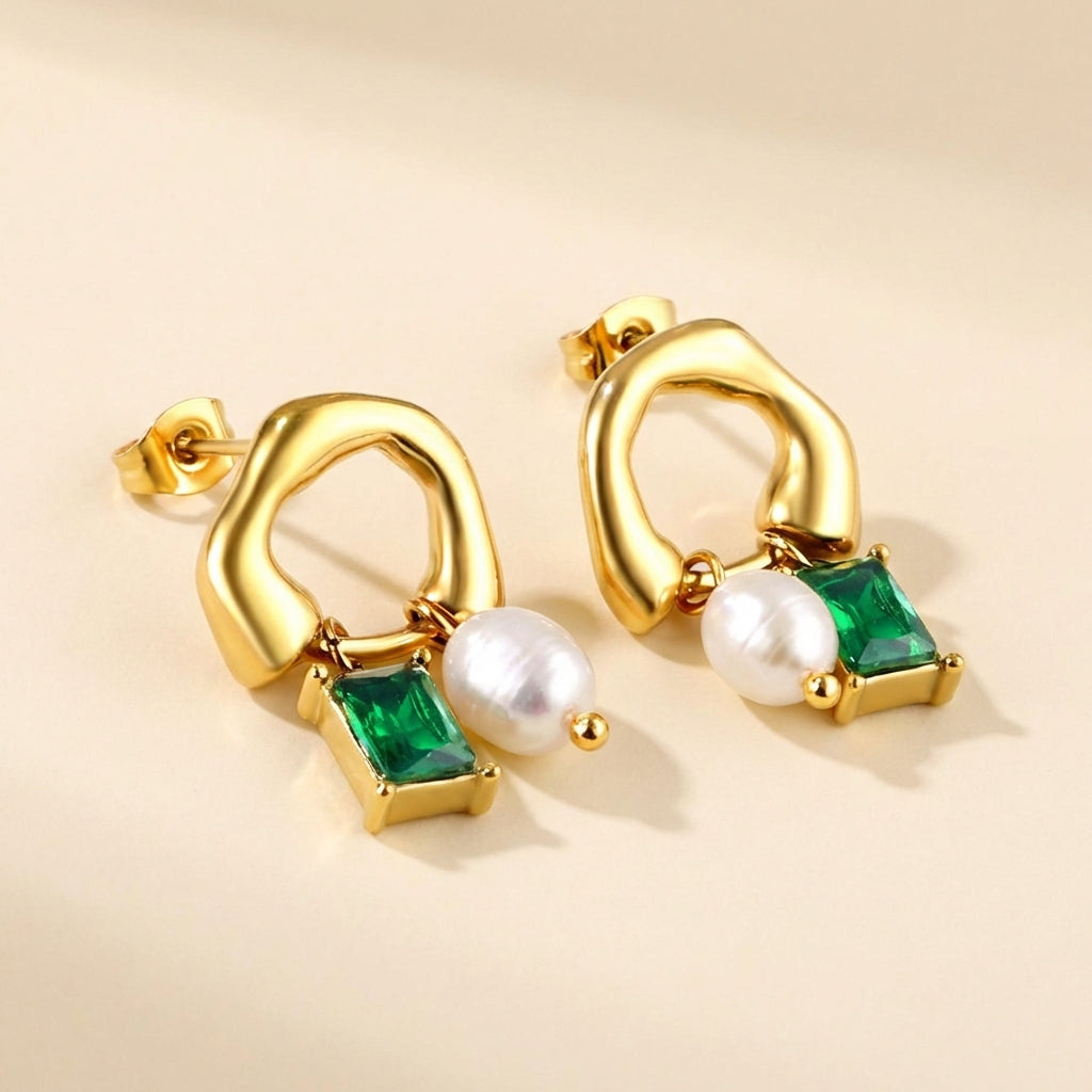Pendientes Green Diamond & Pearl con fusión en Oro 18K