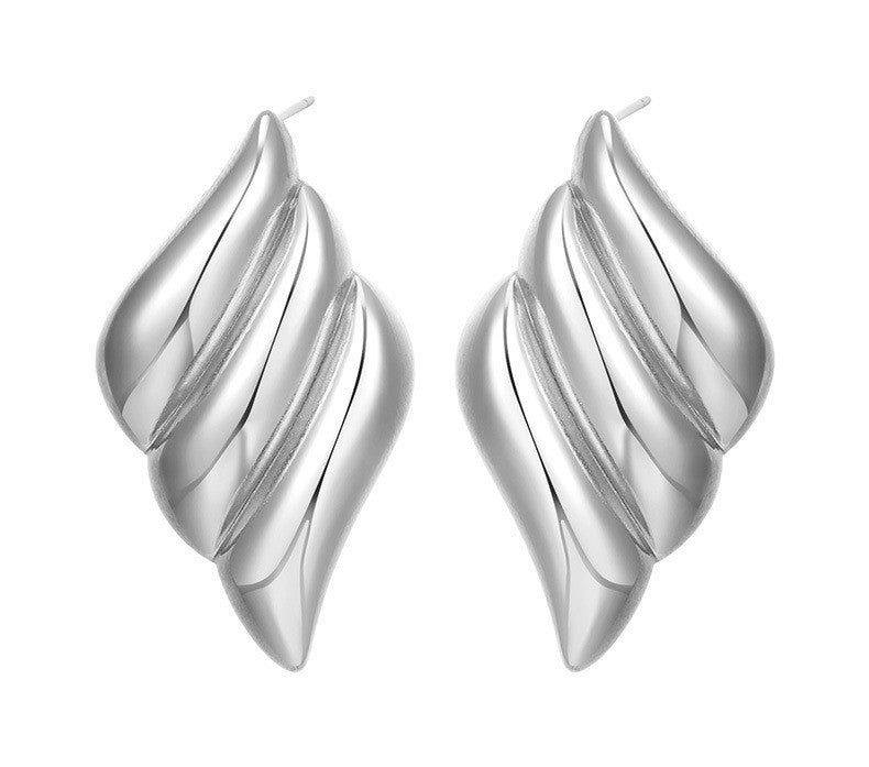 Pendientes Triple Wing con fusión en Oro 18K