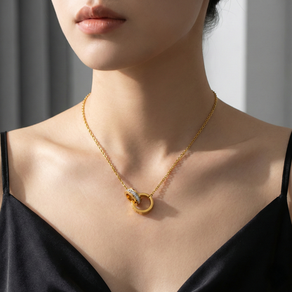 Collar Eternal Roman con fusión en Oro 18K