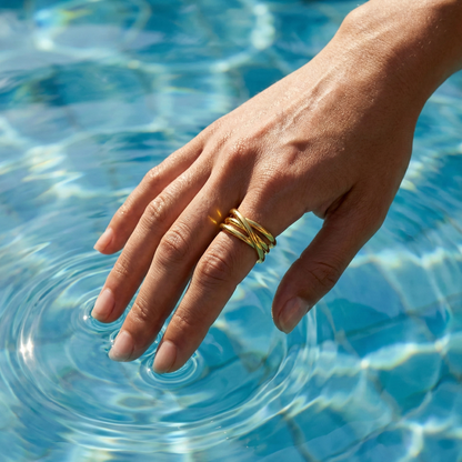 Anillo Entrelazado Alba con fusión en Oro 18K