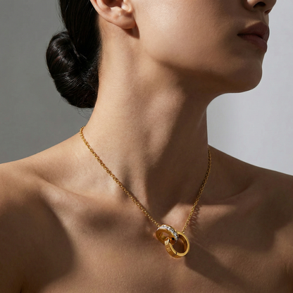 Collar Eternal Roman con fusión en Oro 18K