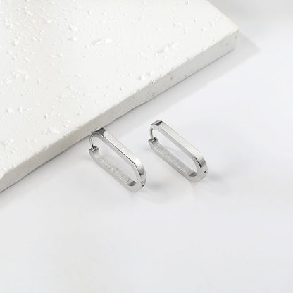 Pendientes Oval Buckle Link con fusión en Oro 18K