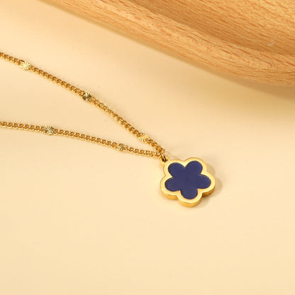 Collar Peach Blossom Shell con fusión en Oro 18K