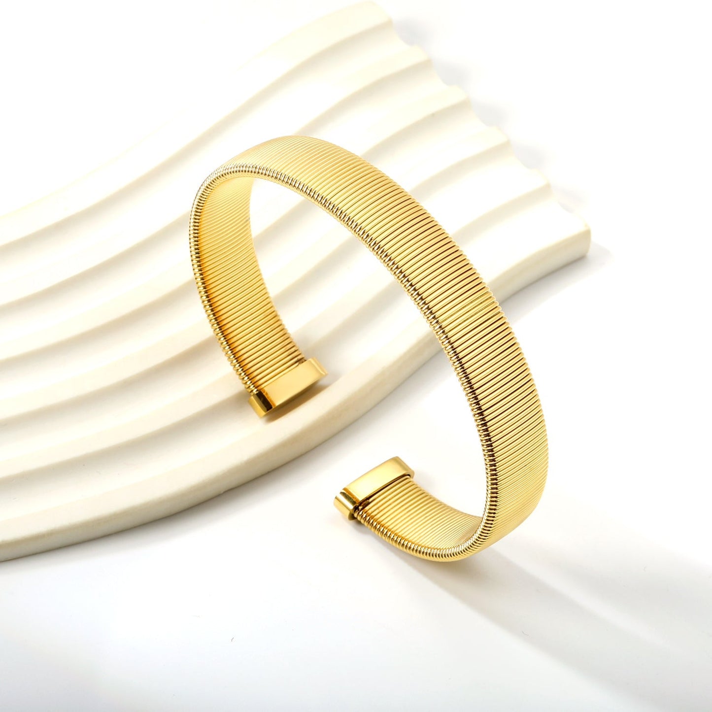 Brazalete Hard Golden con fusión en Oro 18K