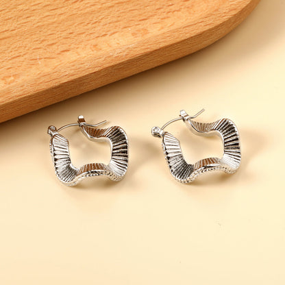 Pendientes Wave Buckle