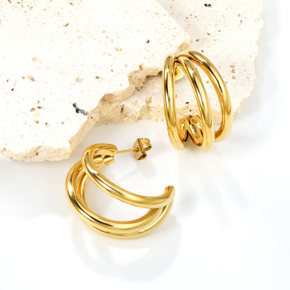 Pendientes C-Curve Triple con fusión en Oro 18K