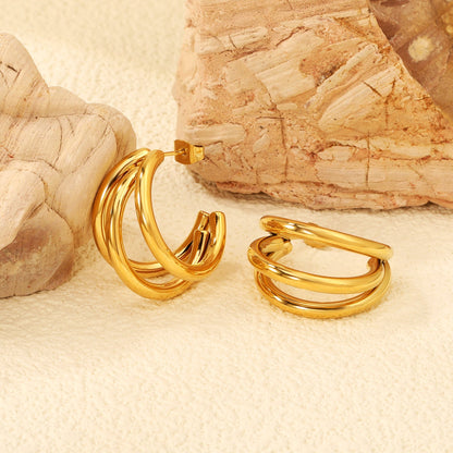 Pendientes C-Curve Triple con fusión en Oro 18K