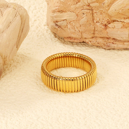 Anillo Bold Gold con fusión en Oro 18K