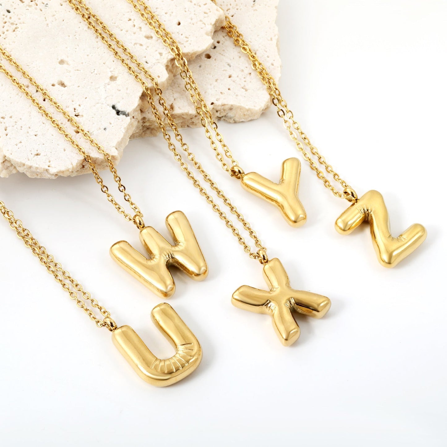 Collar Bubble Letter Alphabet con fusión en Oro 18K