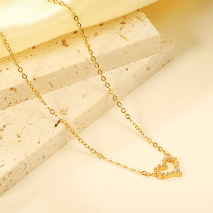 Collar Heart Circle Diamond Edge con fusión en Oro 18K