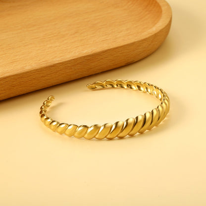 Brazalete Twisted Twist con fusión en Oro 18K