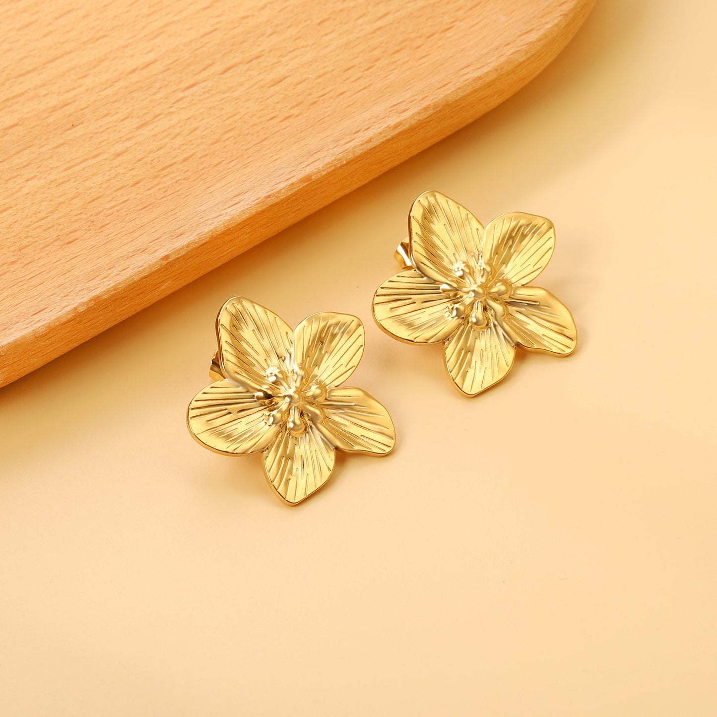 Pendientes Peach Blossom Bloom con fusión en Oro 18K