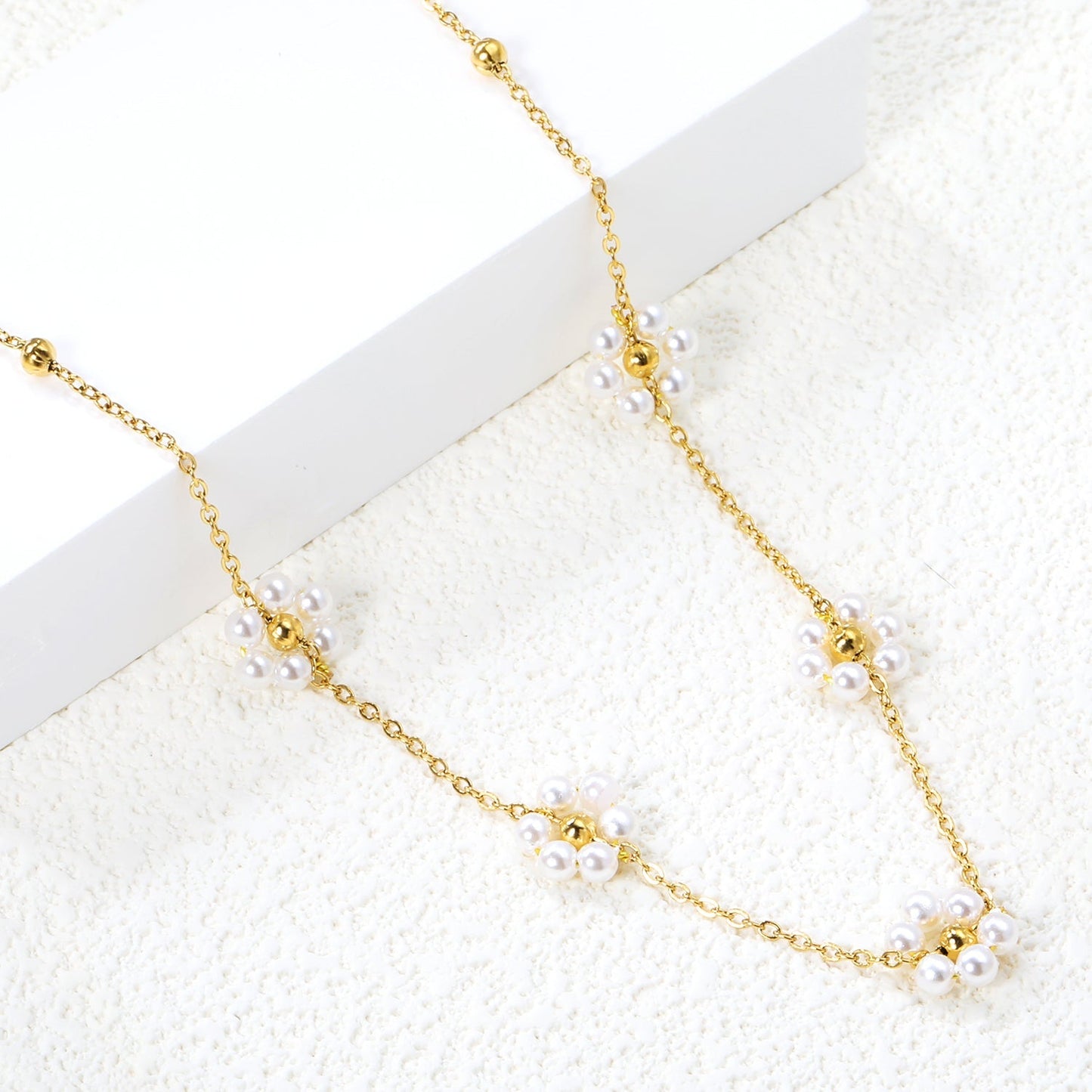 Collar Pearl Blossom Bead con fusión en Oro 18K