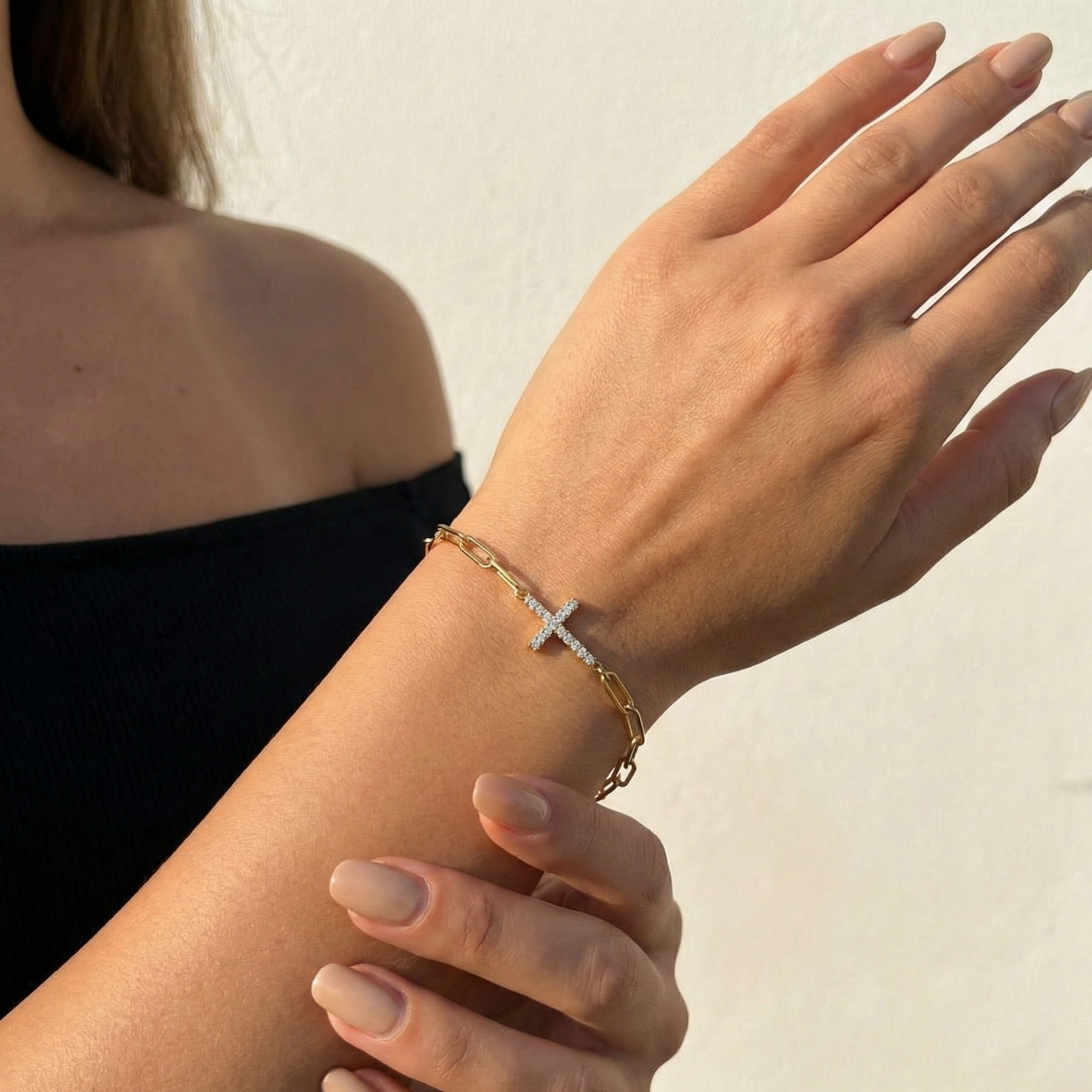 Pulsera Cruz Bianca con fusión en Oro 18K