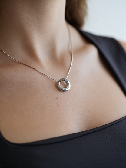 Collar Sol Radiante con fusión en Oro 18K