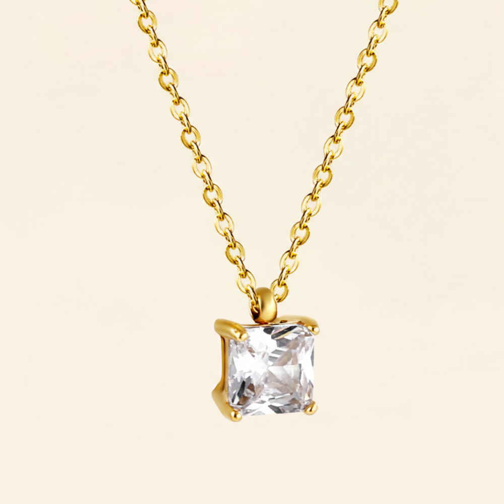 Collar Square Diamond con fusión en Oro 18K