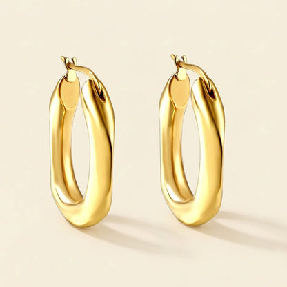 Pendientes Hollow Square con fusión en Oro 18K