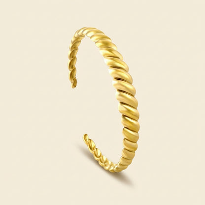 Brazalete Twisted Twist con fusión en Oro 18K