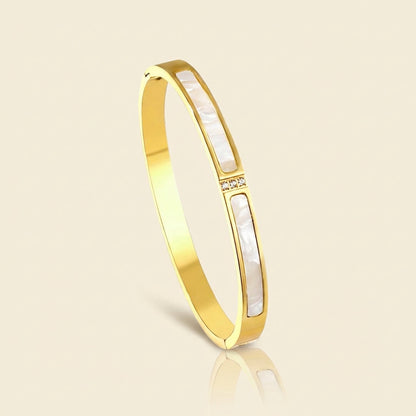 Brazalete Shell & Diamond con fusión en Oro 18K