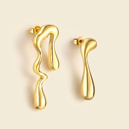 Pendientes Irregular Drop Art con fusión en Oro 18K