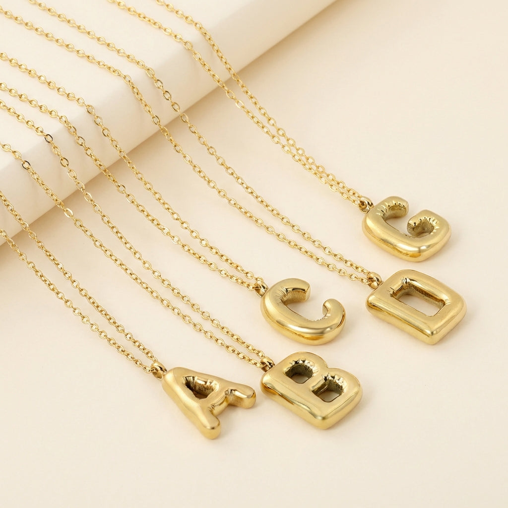 Collar Bubble Letter Alphabet con fusión en Oro 18K