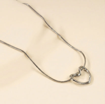 Collar Amore Flow con fusión en Oro 18K