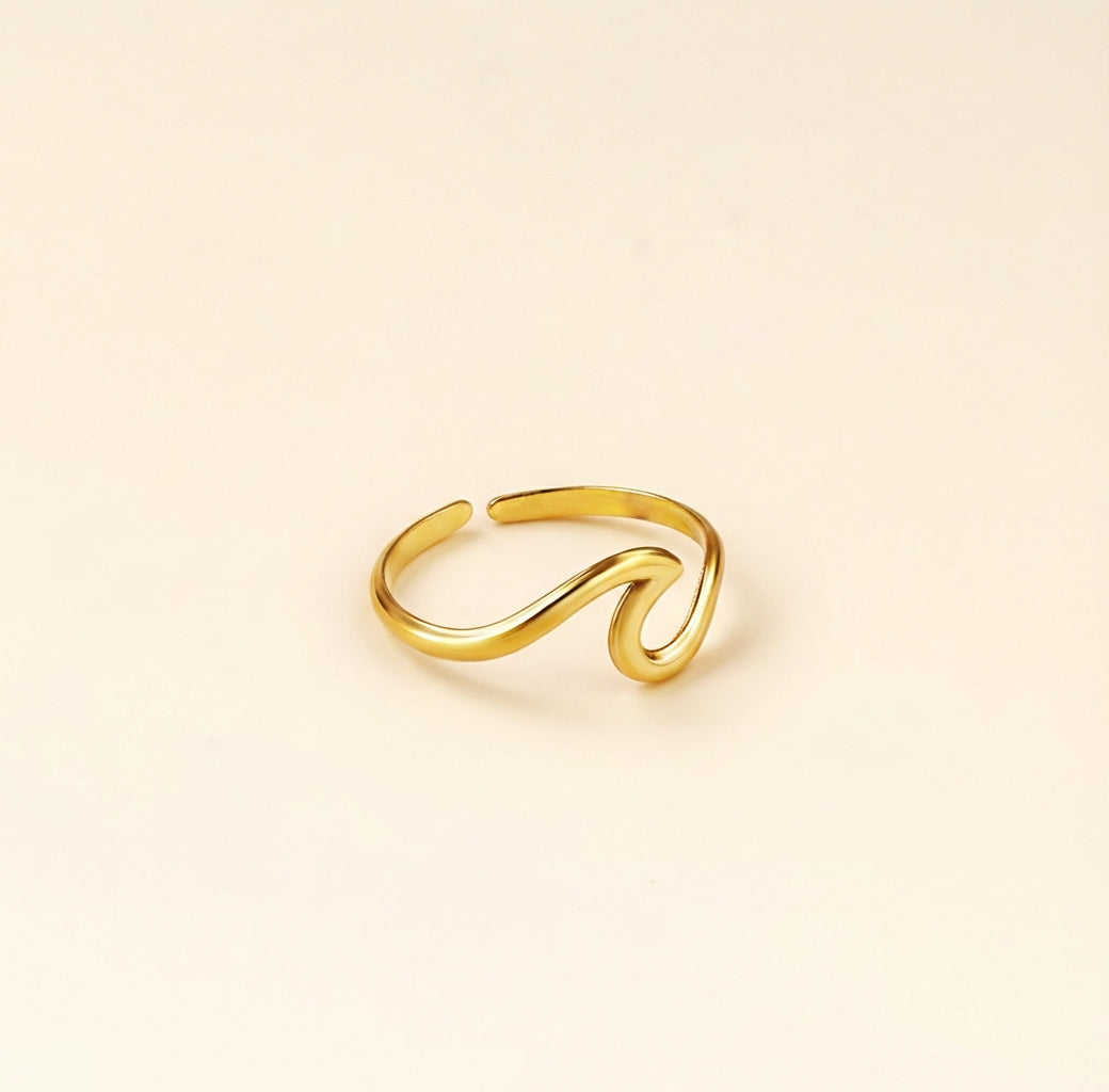 Anillo Wave Heart con fusión en Oro 18K
