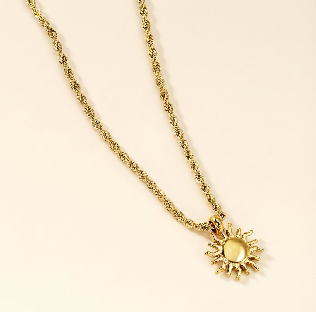 Collar Sol de Capri con fusión en Oro 18K