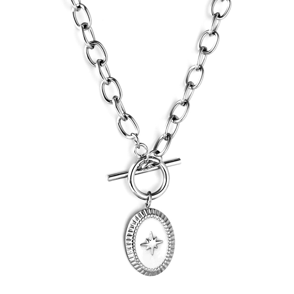 Collar Star Oval Medallion con fusión en Oro 18K