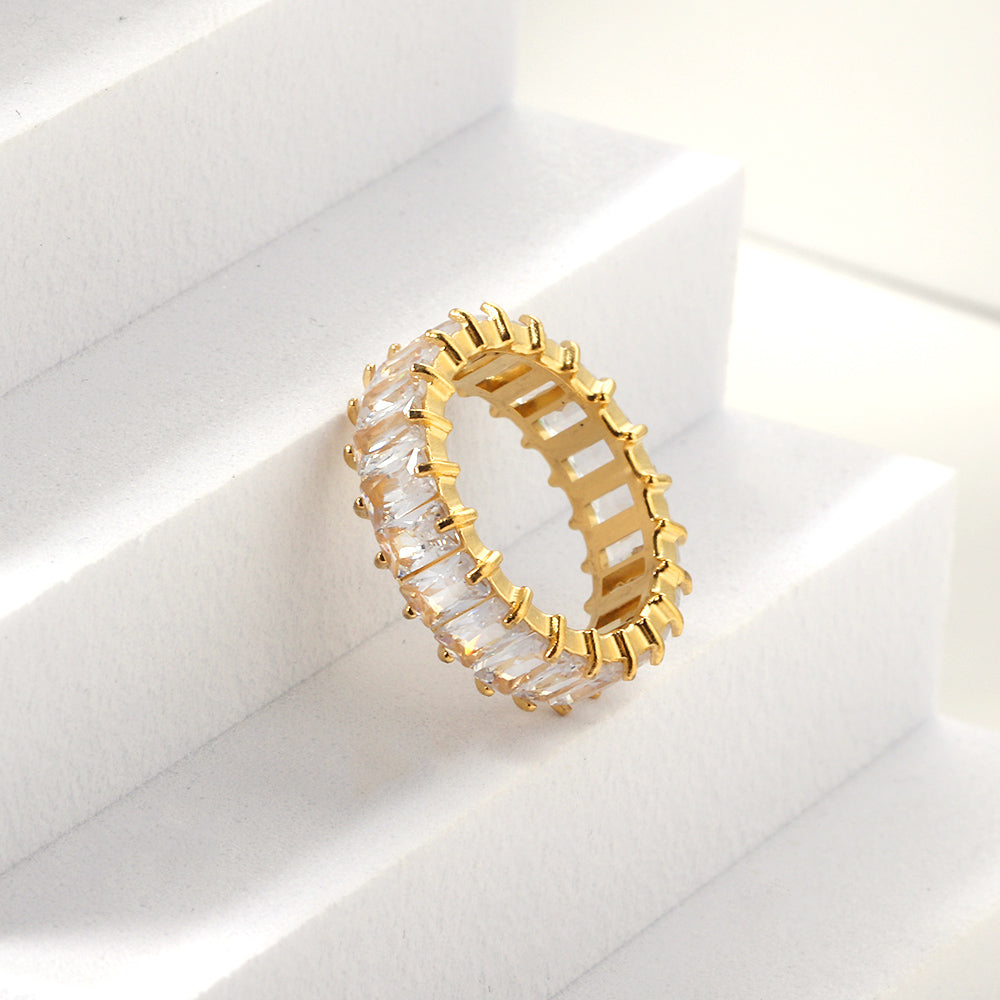Anillo Full Diamond Rectangular con fusión en Oro 18K