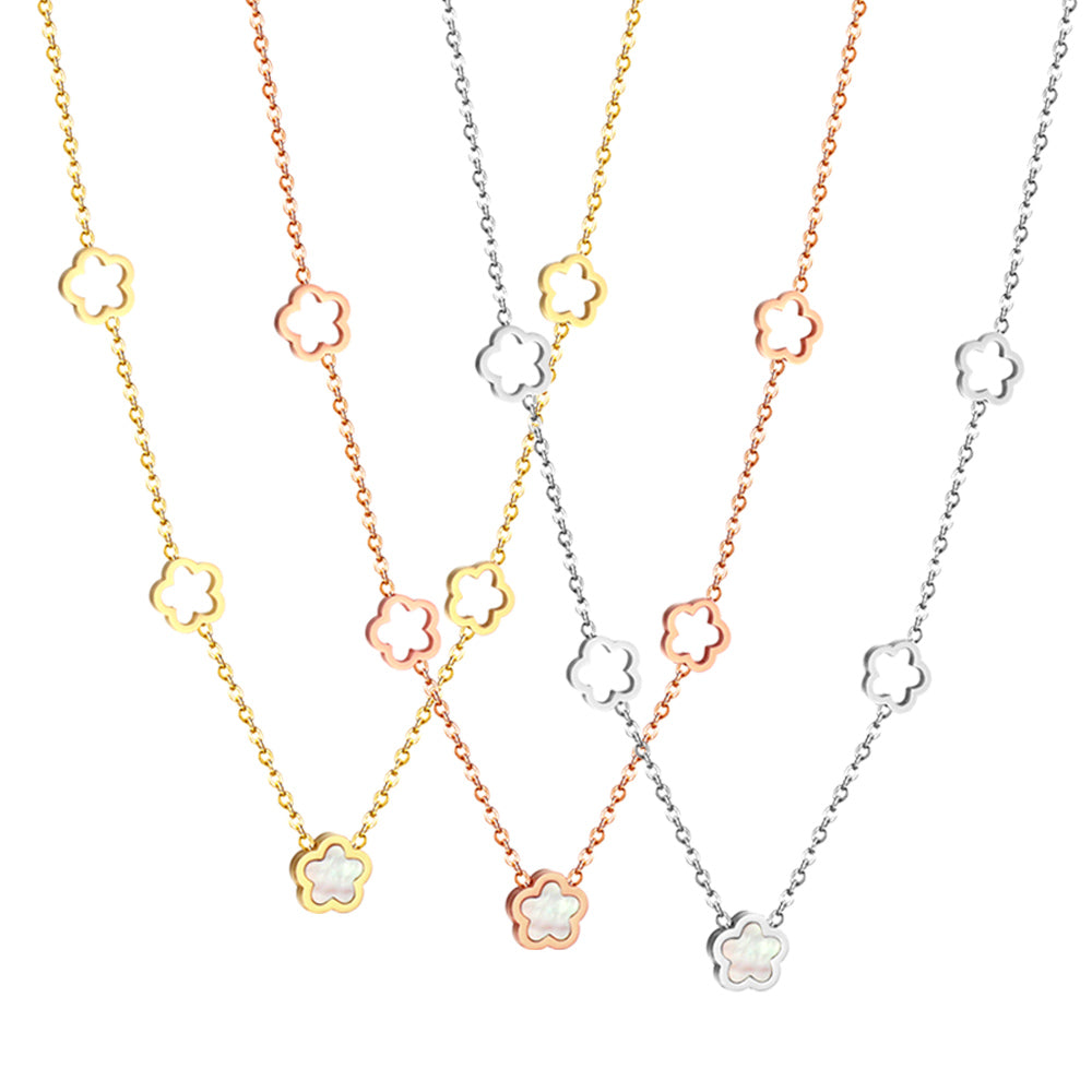 Collar Peach Blossom con fusión en Oro 18K
