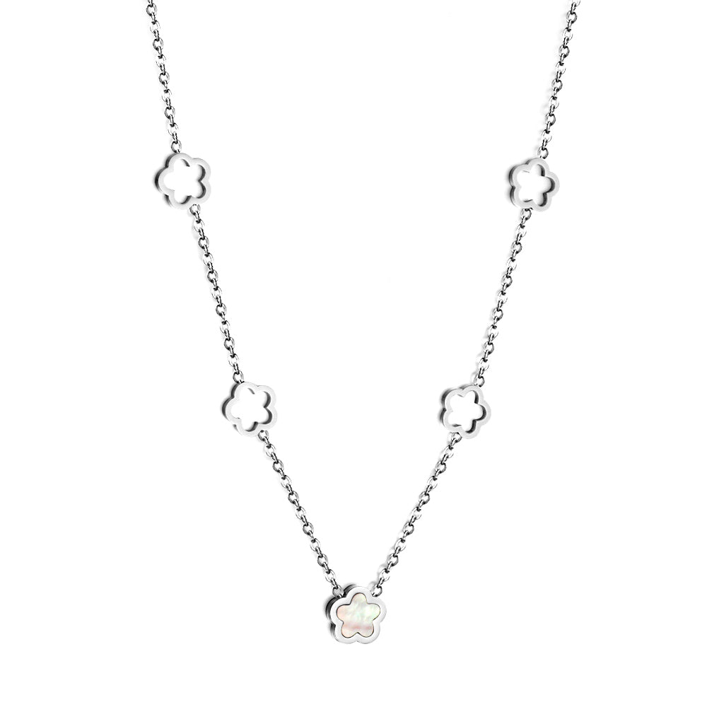 Collar Peach Blossom con fusión en Oro 18K