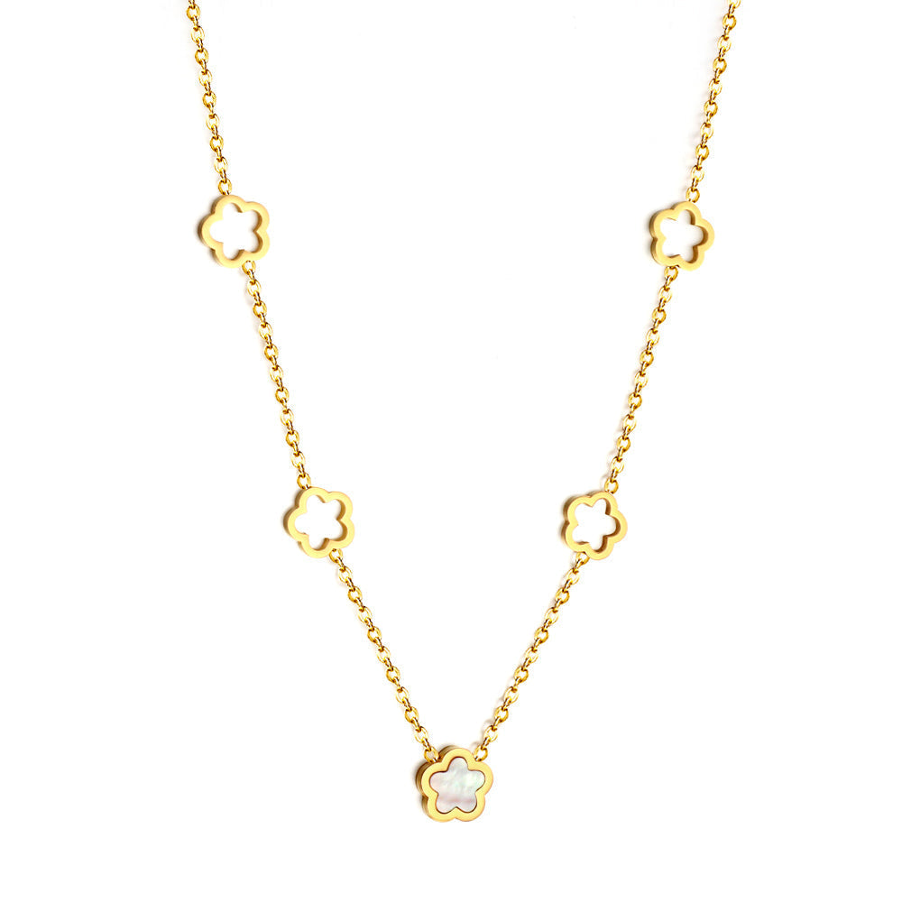 Collar Peach Blossom con fusión en Oro 18K