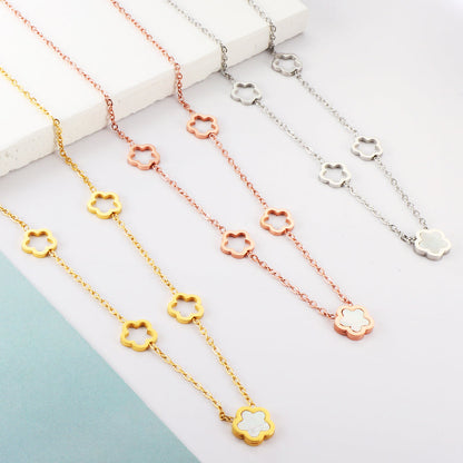 Collar Peach Blossom con fusión en Oro 18K