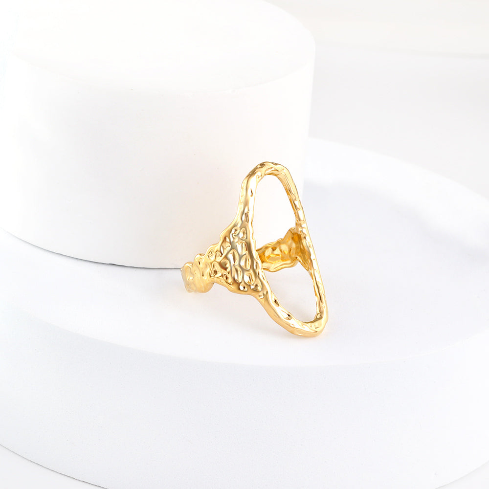 Anillo Oval Shape 18K con fusión en Oro 18K
