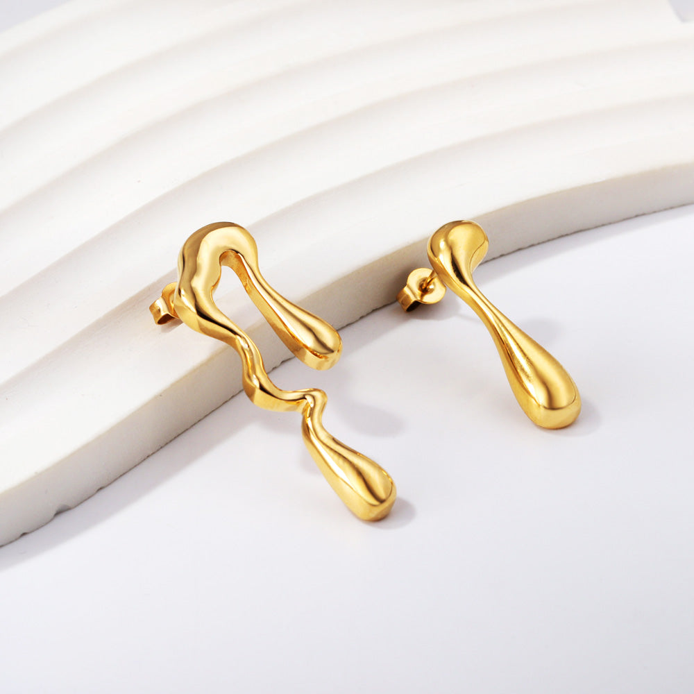Pendientes Irregular Drop Art con fusión en Oro 18K