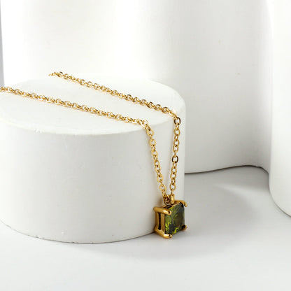 Collar Square Diamond con fusión en Oro 18K