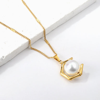 Collar Pentagonal Pearl con fusión en Oro 18K