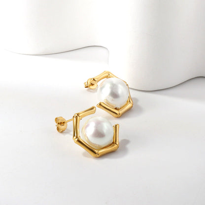 Pendientes Pentagonal Pearl con fusión en Oro 18K