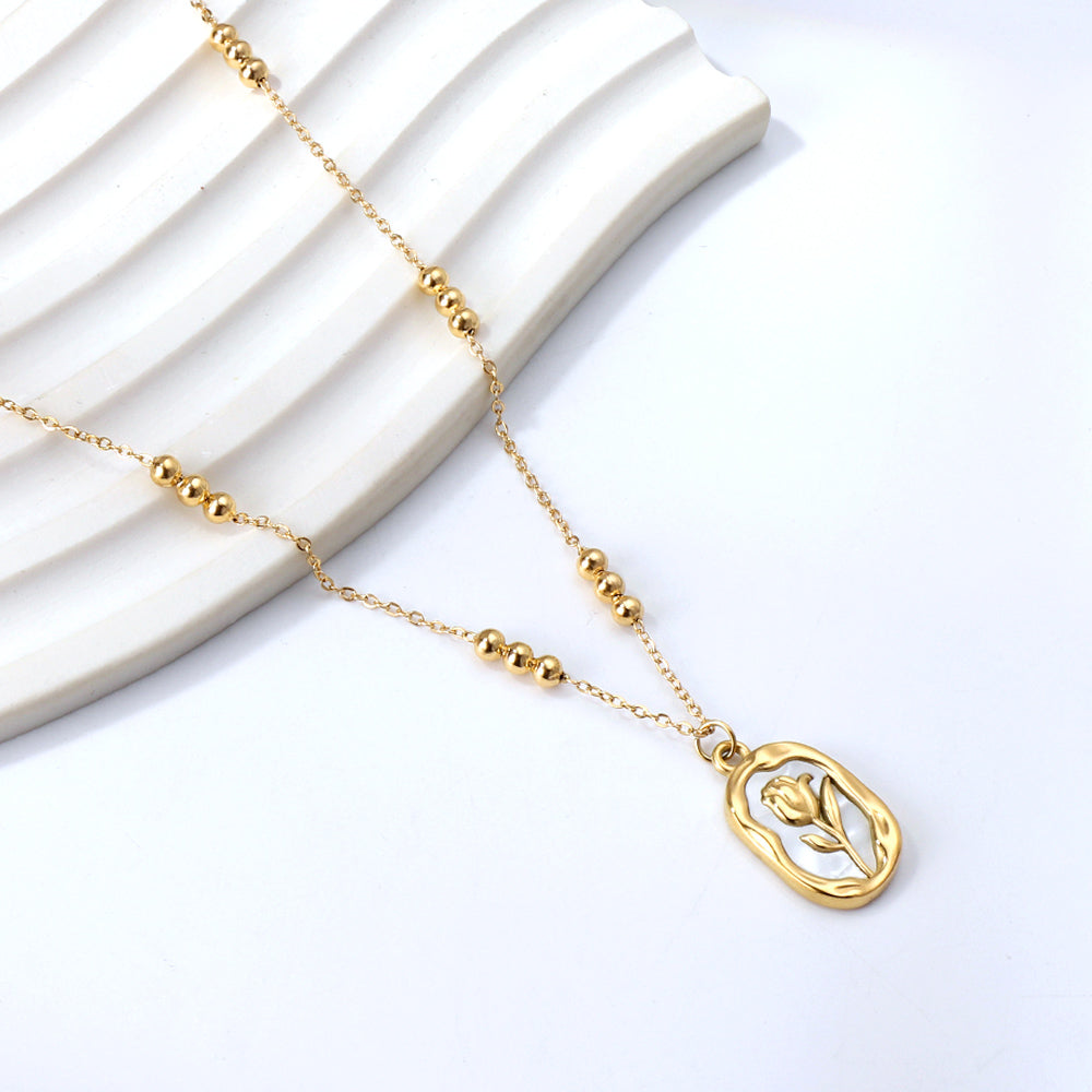 Collar Oval Rose & Shell con fusión en Oro 18K
