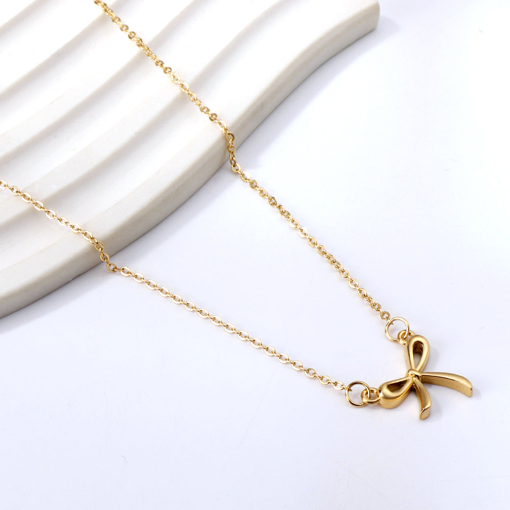 Collar Bow Golden Ribbon con fusión en Oro 18K
