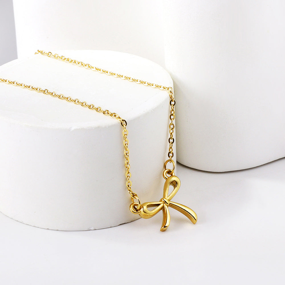 Collar Bow Golden Ribbon con fusión en Oro 18K