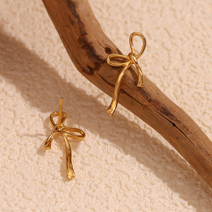 Pendientes Bow Ribbon con fusión en Oro 18K
